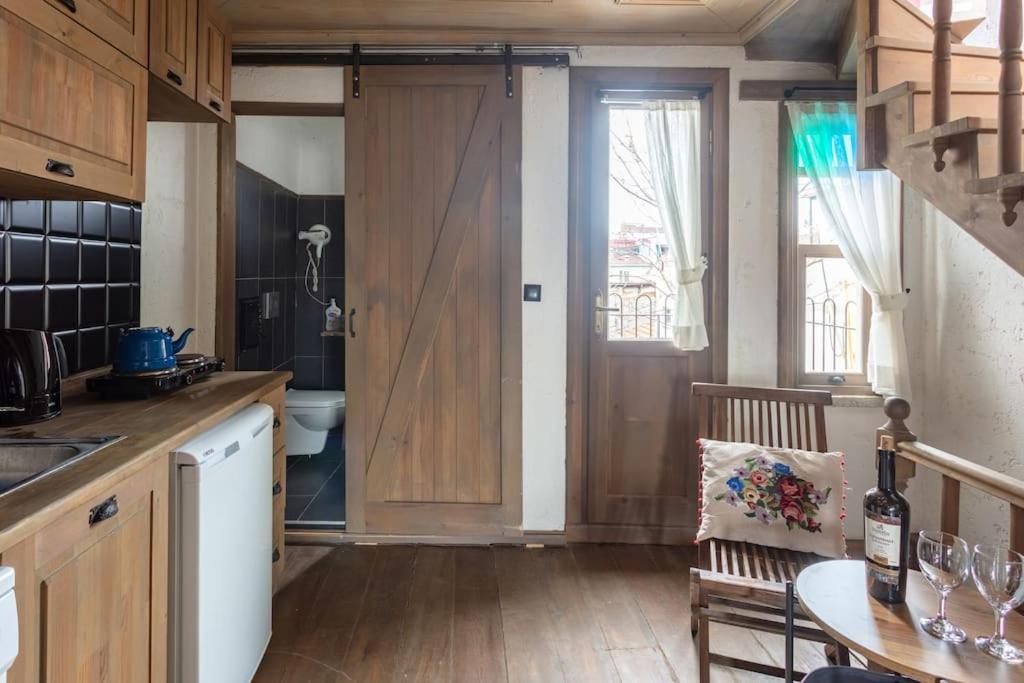 شقة Historic Unique Town House Golden Horn اسطنبول المظهر الخارجي الصورة