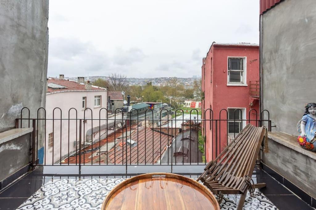 شقة Historic Unique Town House Golden Horn اسطنبول المظهر الخارجي الصورة